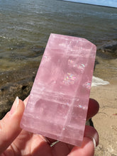 Load image into Gallery viewer, Rose Quartz Freeform