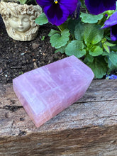 Load image into Gallery viewer, Rose Quartz Freeform