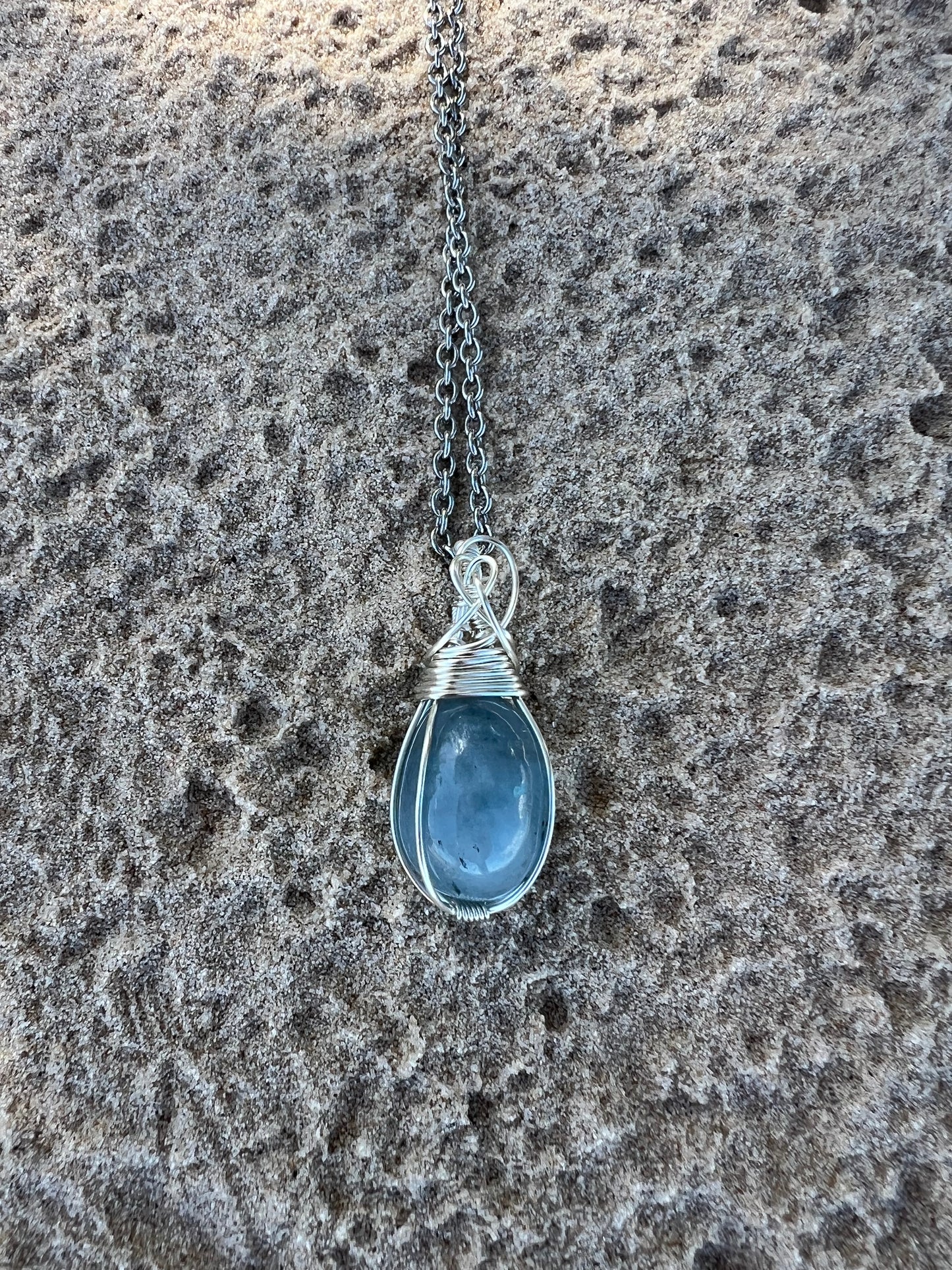 Gorgeous Aquamarine Pendant