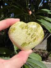 Load image into Gallery viewer, Serpentine Heart