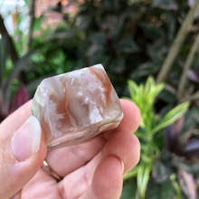 Load image into Gallery viewer, Flower Agate Freeform