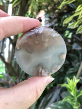 Load image into Gallery viewer, Flower Agate Disc