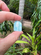 Load image into Gallery viewer, Hemimorphite Tower