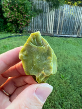 Load image into Gallery viewer, Raw Green Opal