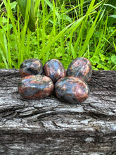 Load image into Gallery viewer, Red Que Sera Tumble