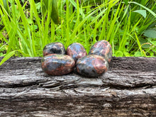 Load image into Gallery viewer, Red Que Sera Tumble