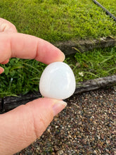 Load image into Gallery viewer, White Jade Tumble