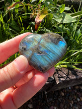 Load image into Gallery viewer, Labradorite Heart