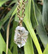 Load image into Gallery viewer, Quartz Pendant