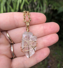 Load image into Gallery viewer, Quartz Pendant