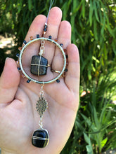Load image into Gallery viewer, Suncatcher Verda