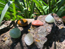 Load image into Gallery viewer, Good Luck Crystal Kit