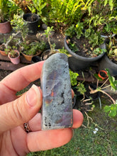 Load image into Gallery viewer, Labradorite Freeform