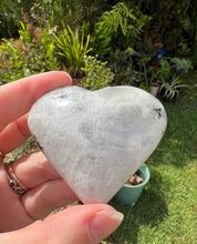 Load image into Gallery viewer, Moonstone Heart