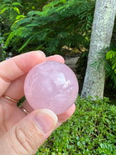 Load image into Gallery viewer, Rose Quartz Sphere