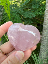 Load image into Gallery viewer, Rose Quartz Heart