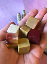 Load image into Gallery viewer, Mookaite Cube