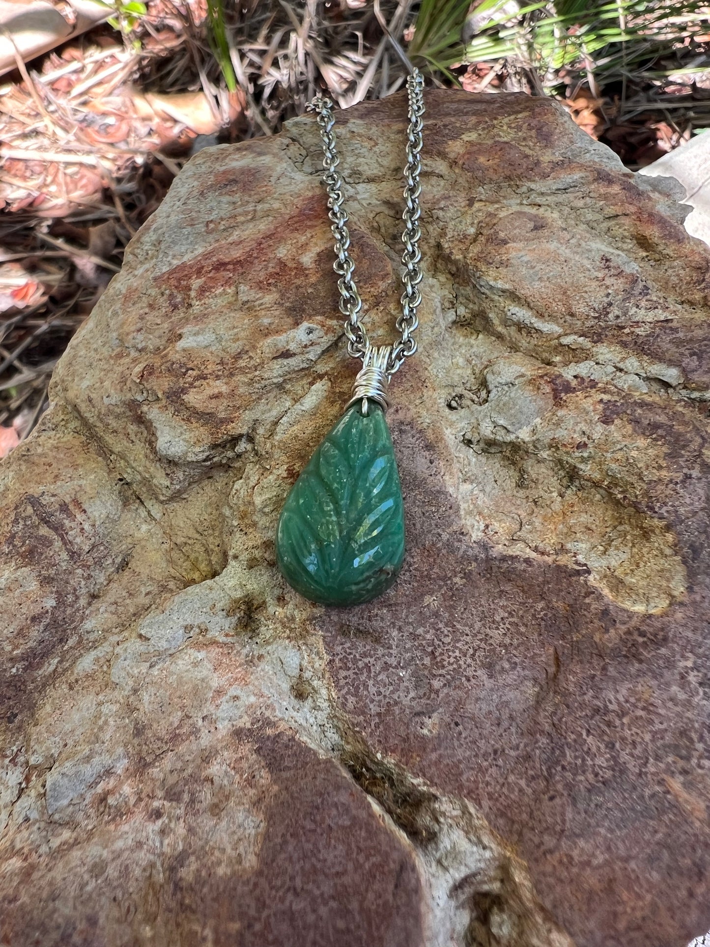 Chrysoprase Leaf Pendant