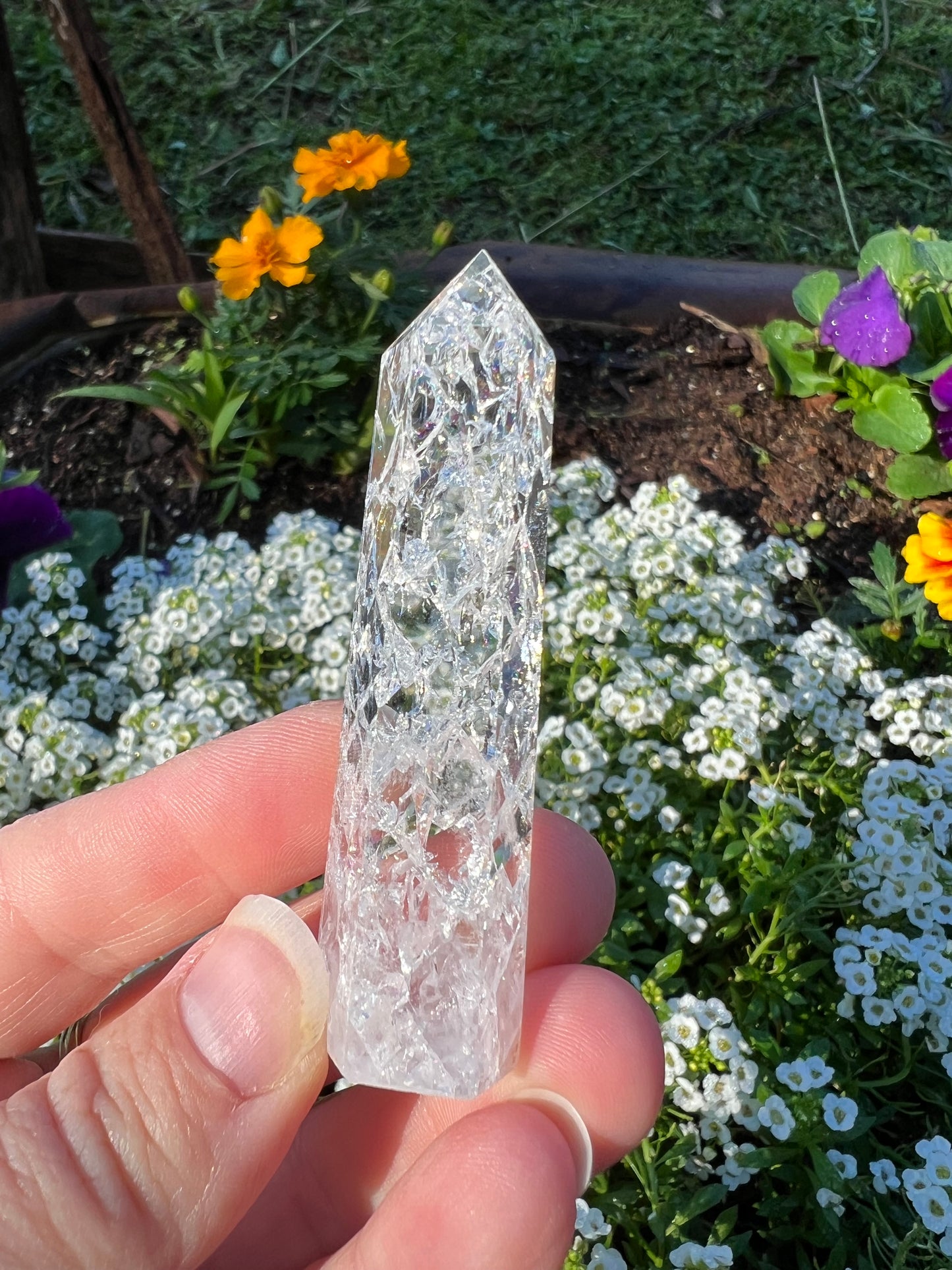 Crackle Quartz Tower