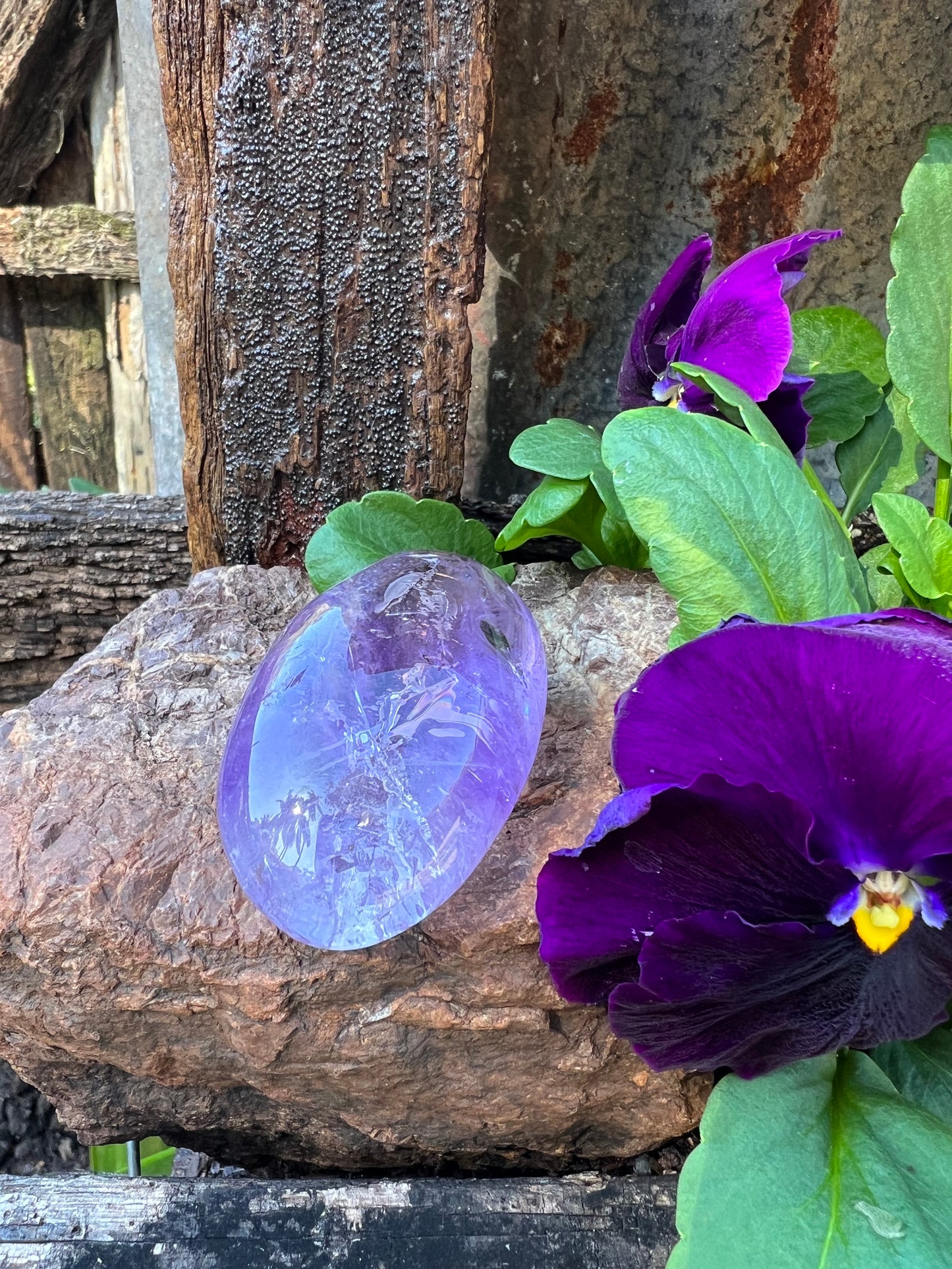 Amethyst Palm Stone