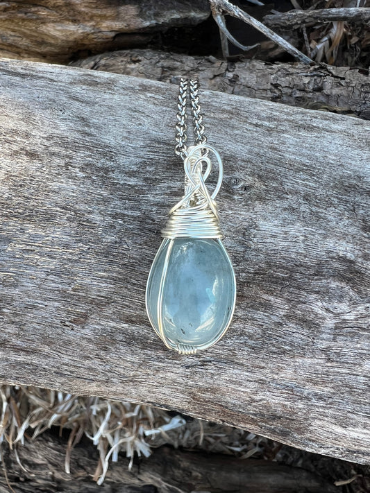 Gorgeous Aquamarine Pendant