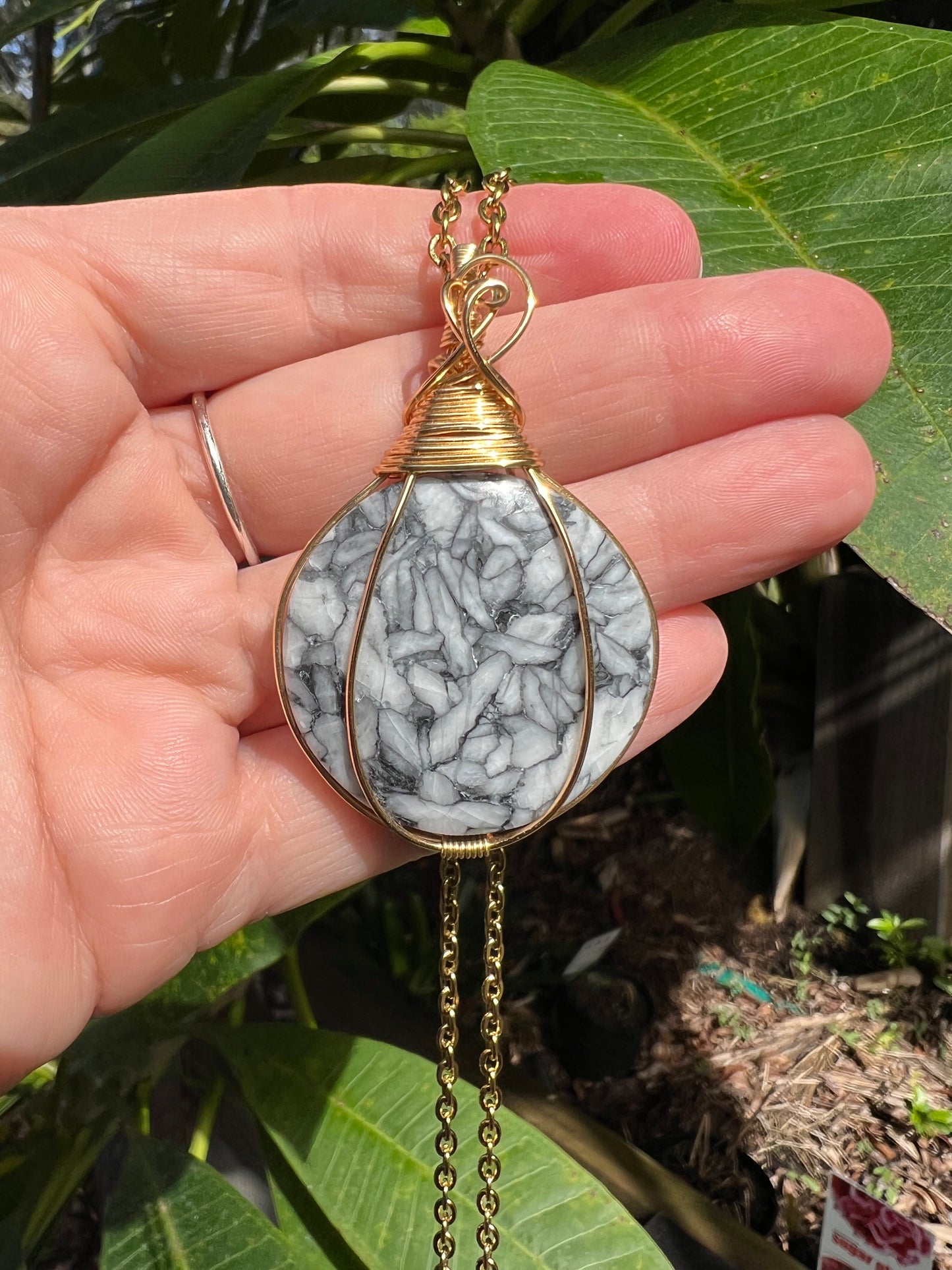 Pinolith Pendant