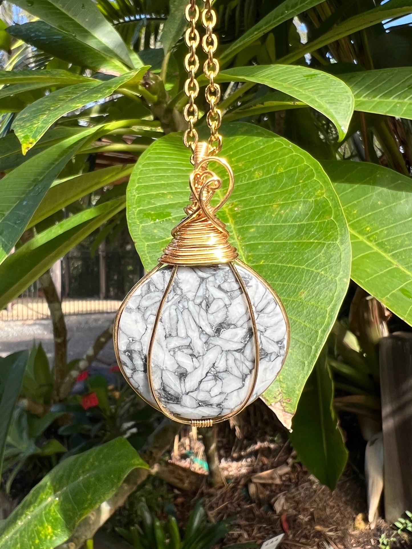 Pinolith Pendant