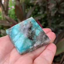 Load image into Gallery viewer, Amazonite Pyramid
