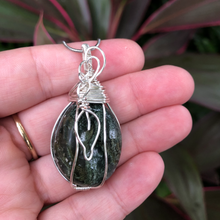 Load image into Gallery viewer, Indian Agate Pendant
