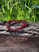 Load image into Gallery viewer, Garnet Chip Bracelet
