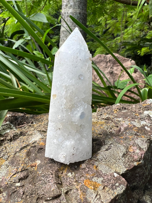 Druzy Quartz Tower