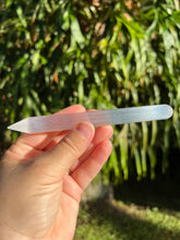 Load image into Gallery viewer, Selenite Pencil Wand
